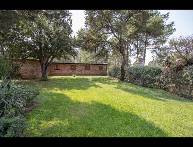 4 BEDROOM HOUSE FOR SALE IN KYALAMI AH